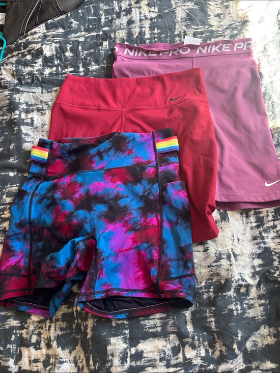 Nike Pants - Nike Women's Magenta Bike Shorts with Branded Waistband